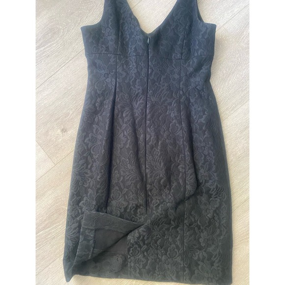 NWOT‎ Trina Turk Black Lace Knee Length Dress Size 6 - Picture 4 of 9